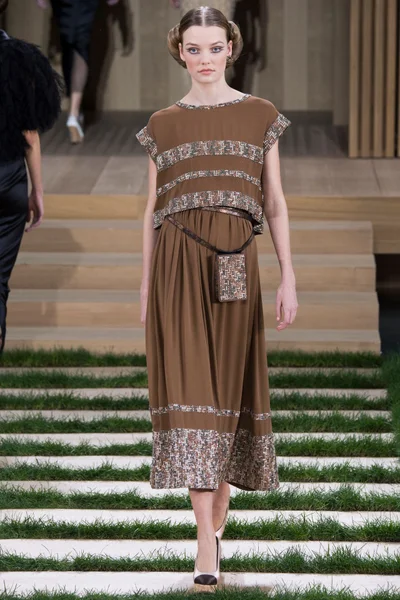 Look 38